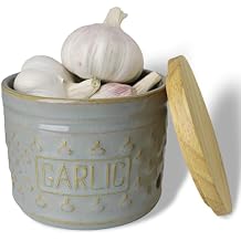 GDCZ Garlic Keeper with Lid, Ceramic Garlic Holder Storage Container to Keep Your Garlic Cloves Fresh Longer, 4.3 Inch (Grey)