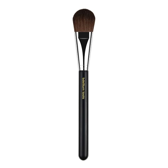 Bdellium Tools Professional Makeup Brush - Maestro Series 960 Precision Blusher - With Mix of Soft Synthetic & Natural Fibers, For Pop of Color to the Cheeks (Black, 1pc)
