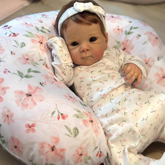 Reborn Baby Dolls 18 Inch Girl Full Body Silicone Reborn Realistic Newborn Lifelike Baby Dolls Bettie that Look Real Child Birthday Gifts for Toddler Girls Toys & Accessories