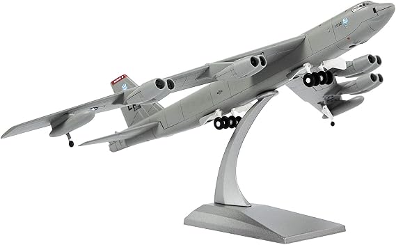 1/200 B-52 Fighter Jet Plane Model Alloy Diecast Model Aircraft for Collection Model