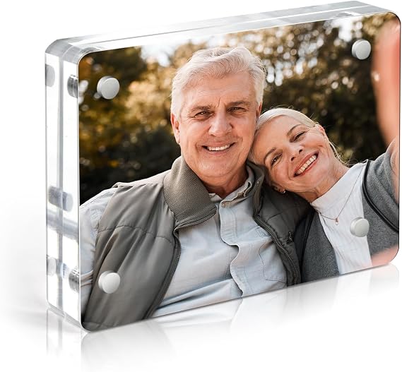 Vowcarol 2.5 x 3.5 Picture Frame, Wallet Size Picture Frame, Clear Acrylic Frame for Polaroid pictures, Wallet Size 2x3 Picture Frames, Free Standing Desktop Display- 1 Pack