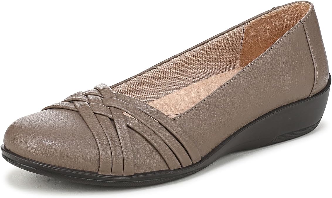 LifeStride Women's Incredible Flat