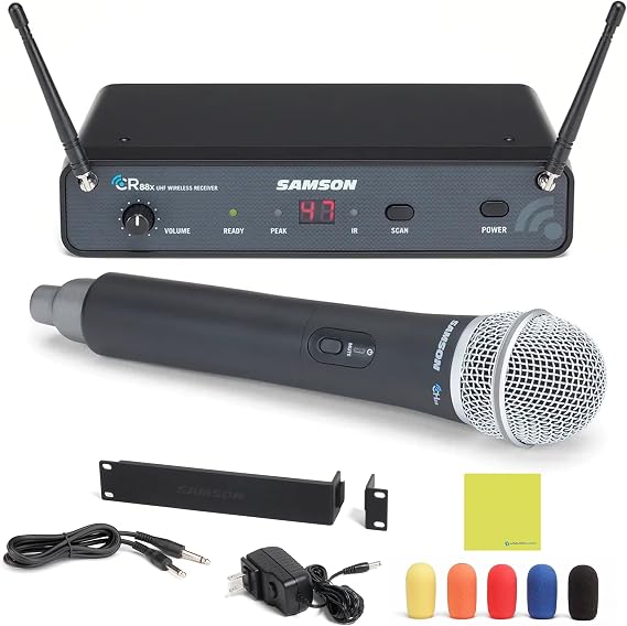Samson Technologies Concert 88x Handheld Wireless System with Q7 Bundle