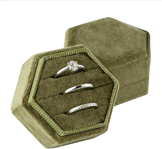 3-Slot Hexagon Velvet Jewelry Ring Box - Vintage Olive Green Ring Display Holder, Ideal for Wedding Proposal Engagement Gift