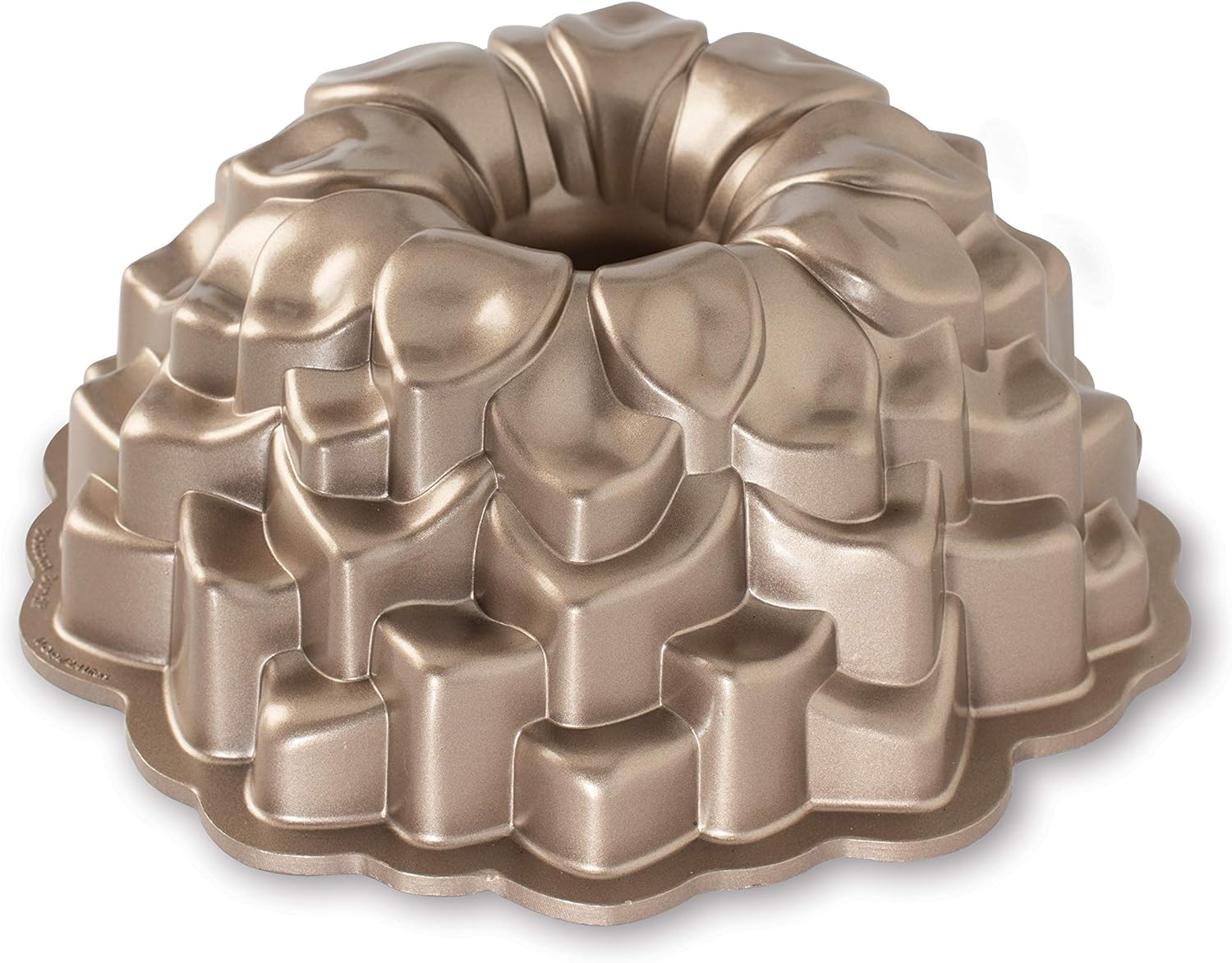 Nordic Ware Blossom Bundt Pan, Original Cast Aluminium Bundt Tin, Official Bundt Cake Tin with Floral Pattern, Cake Mould Colour: Toffee