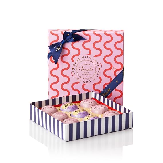 Venchi - Giftbox with 9 Milk Chocolate BacioDiDama and Caramel Pannacotta Pralines, 5.5 Oz, Gluten-Free, No Artificial Colours and Preservatives, Mother's Day Gift Idea