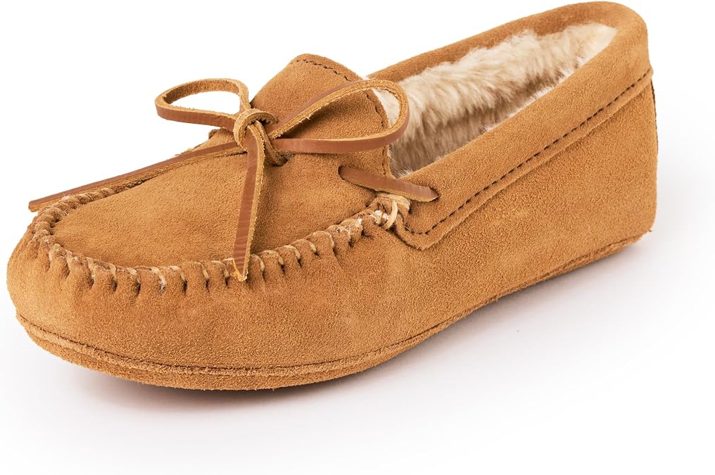 Minnetonka Women's Pile Lined Soft Leather Sole Slippers